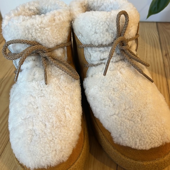 1965 Montelliana genuine shearling gaia bootie UGG style - Picture 8 of 9